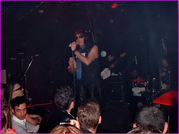 The Fuzztones -
The Garage,
Highbury, London
1st May 2003