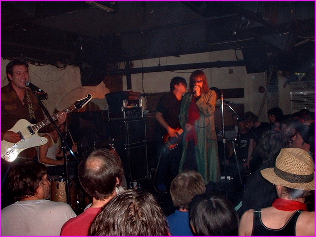 The Seeds,
The Borderline,
Orange Yard, London
17th June 2003